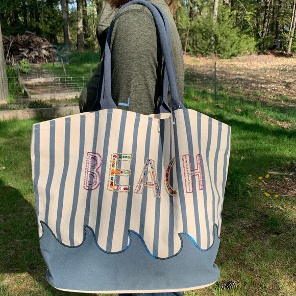 - “BEACH” EMBELLISHED STRIPED CANVAS TOTE - Picture 3 of 8